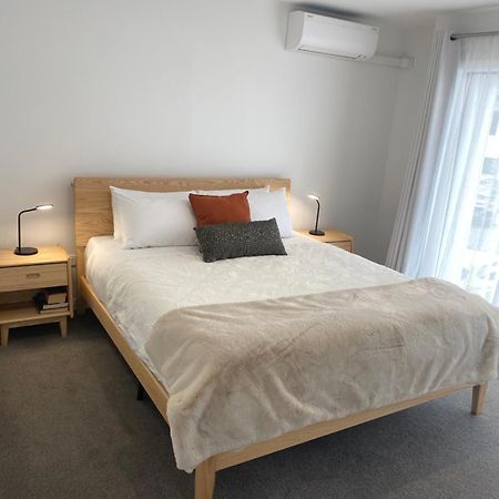 Relaxing Getaway Apartment Albert Town Екстериор снимка